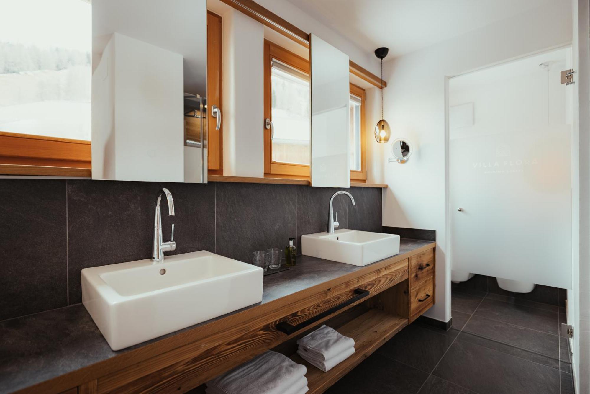 Villa Flora Mountain Lodges San Cassiano  Ngoại thất bức ảnh