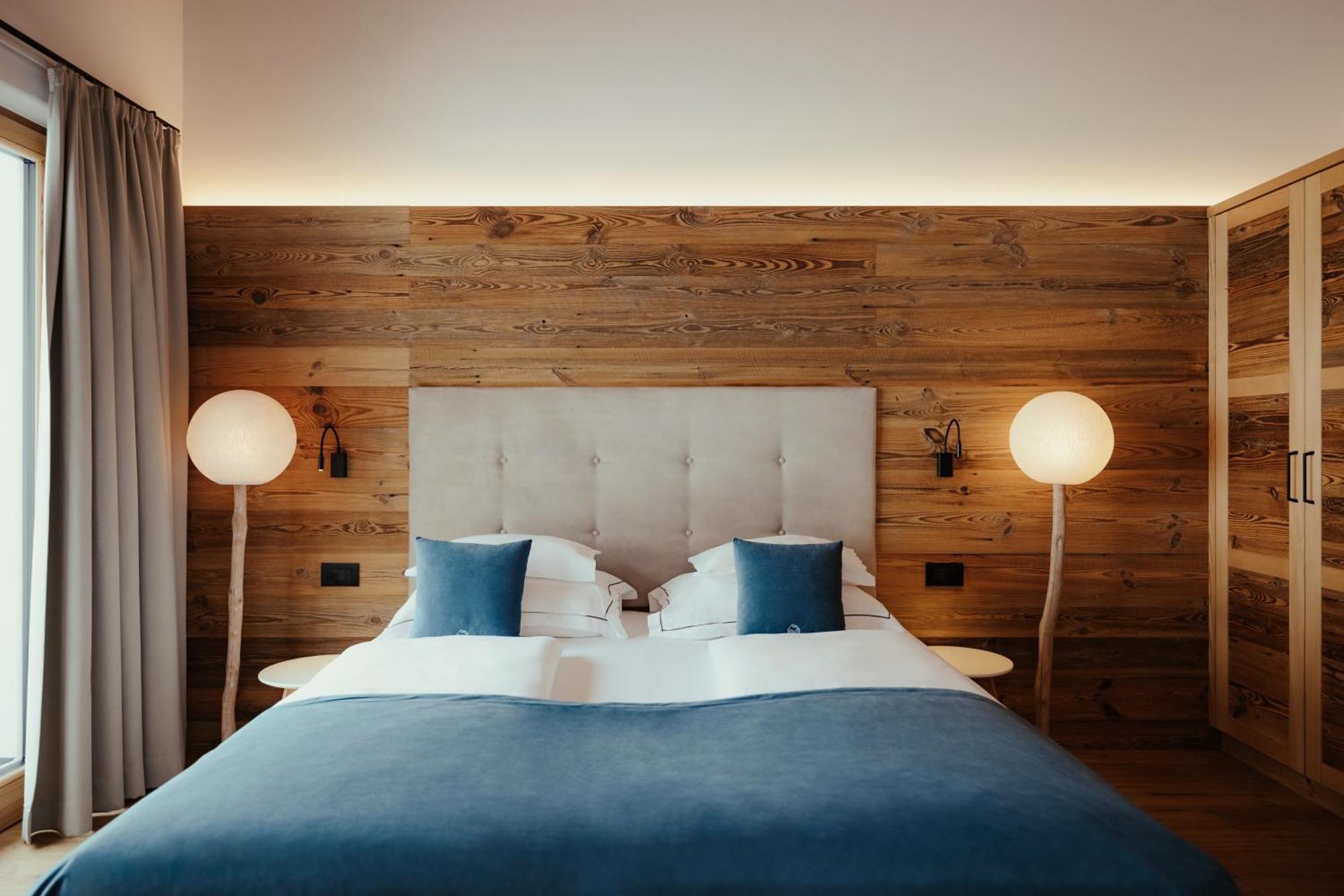 Villa Flora Mountain Lodges San Cassiano  Ngoại thất bức ảnh