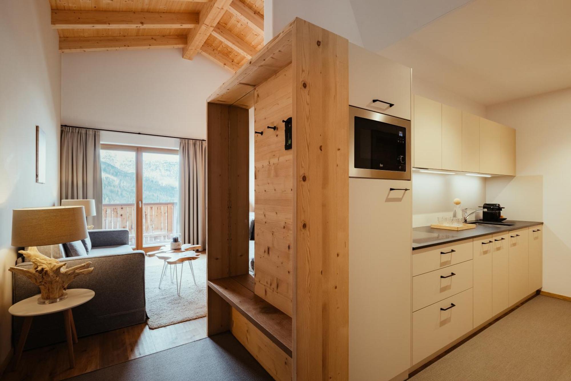 Villa Flora Mountain Lodges San Cassiano  Ngoại thất bức ảnh