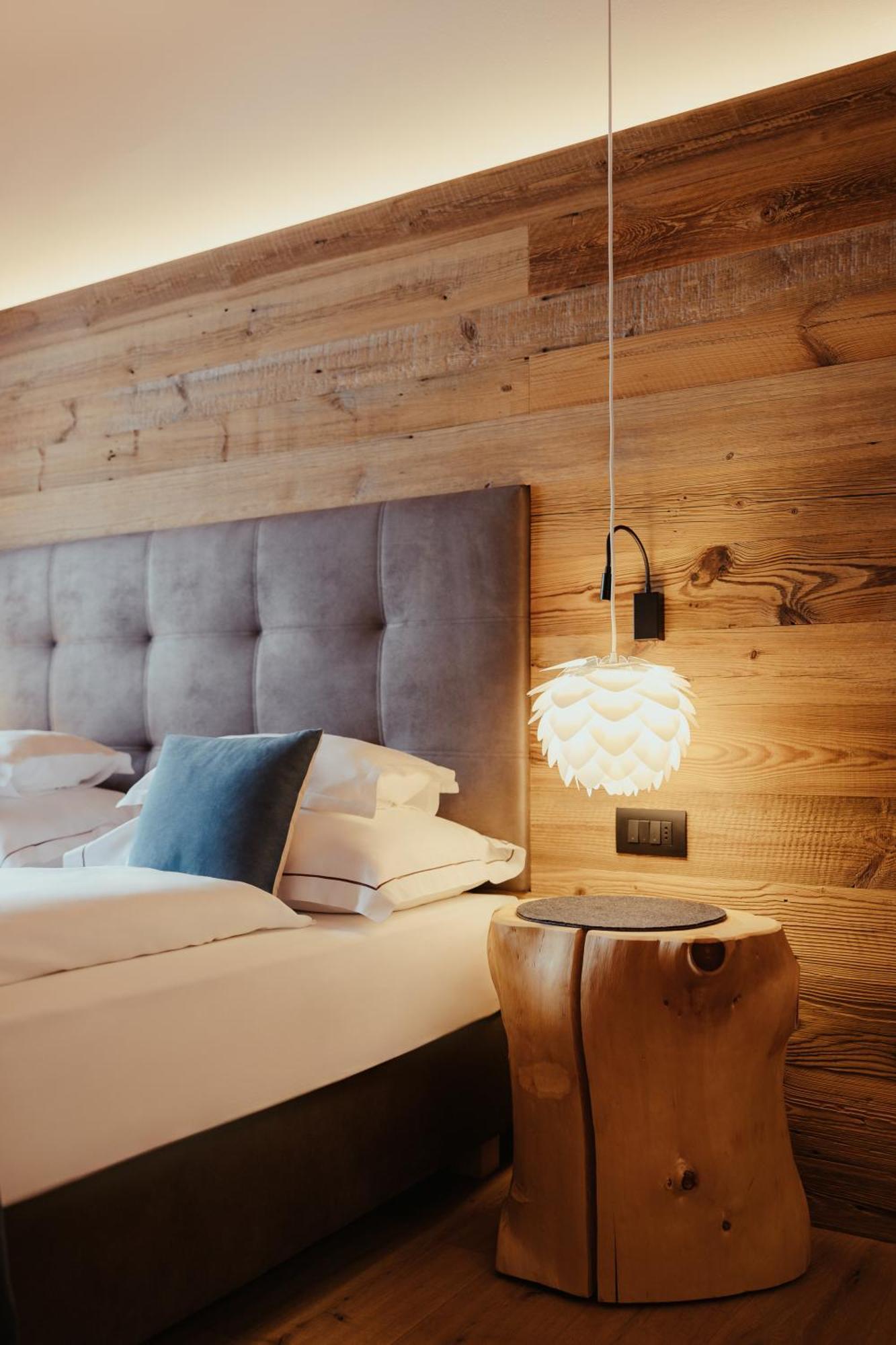 Villa Flora Mountain Lodges San Cassiano  Ngoại thất bức ảnh